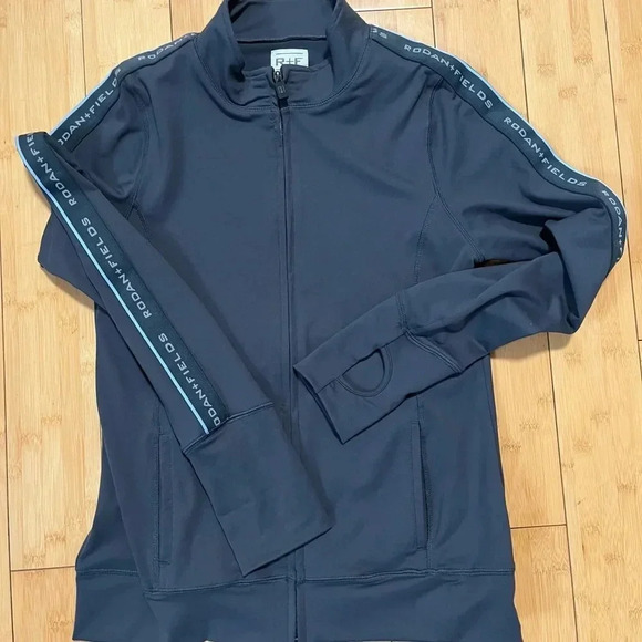 Rodan and Field zip up sweatshirt - Picture 1 of 5